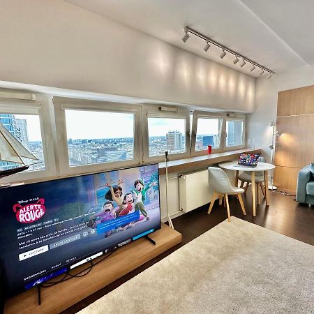 Top Metro X2 Fast Wifi 400 Mbs 70'Tv Netflix Hbo Max Appletv+ Disney+ Warsaw Ngoại thất bức ảnh