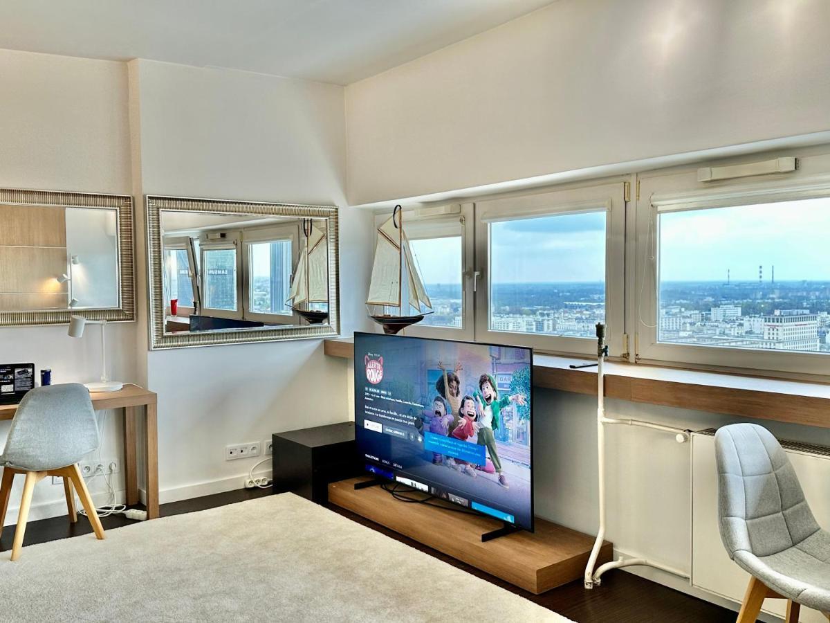 Top Metro X2 Fast Wifi 400 Mbs 70'Tv Netflix Hbo Max Appletv+ Disney+ Warsaw Ngoại thất bức ảnh