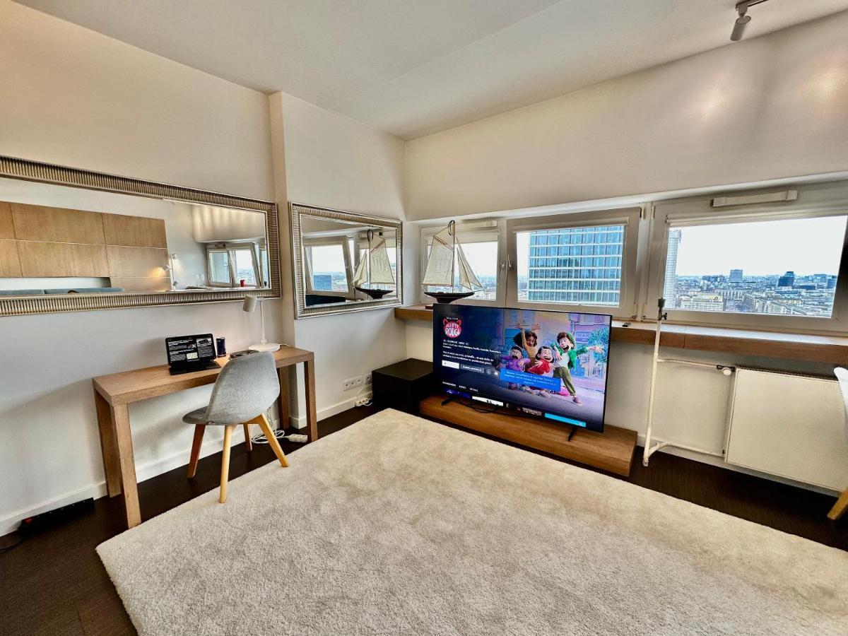 Top Metro X2 Fast Wifi 400 Mbs 70'Tv Netflix Hbo Max Appletv+ Disney+ Warsaw Ngoại thất bức ảnh